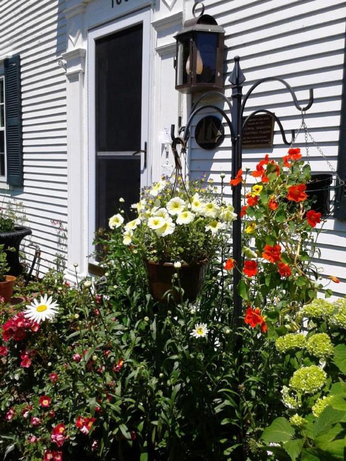 The Inn At Yarmouth Port Exterior photo